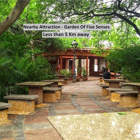 Oyo 62702 Golden Home Stay New Delhi Eksteriør bilde