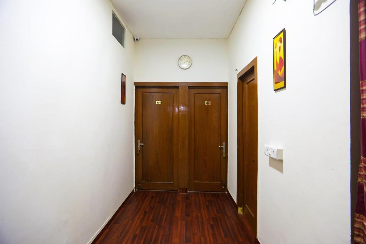 Oyo 62702 Golden Home Stay New Delhi Eksteriør bilde