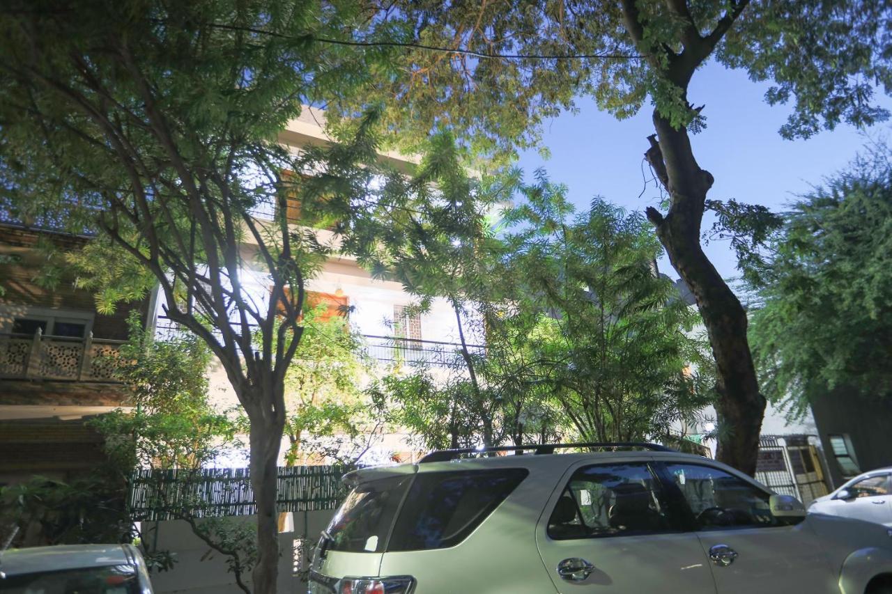 Oyo 62702 Golden Home Stay New Delhi Eksteriør bilde